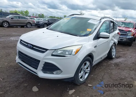 2014 Ford Escape Se z USA, uszkodzony, nr VIN 1FMCU0GX5EUC91143